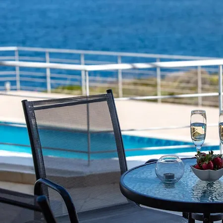 Apartment Tersanas Seaside